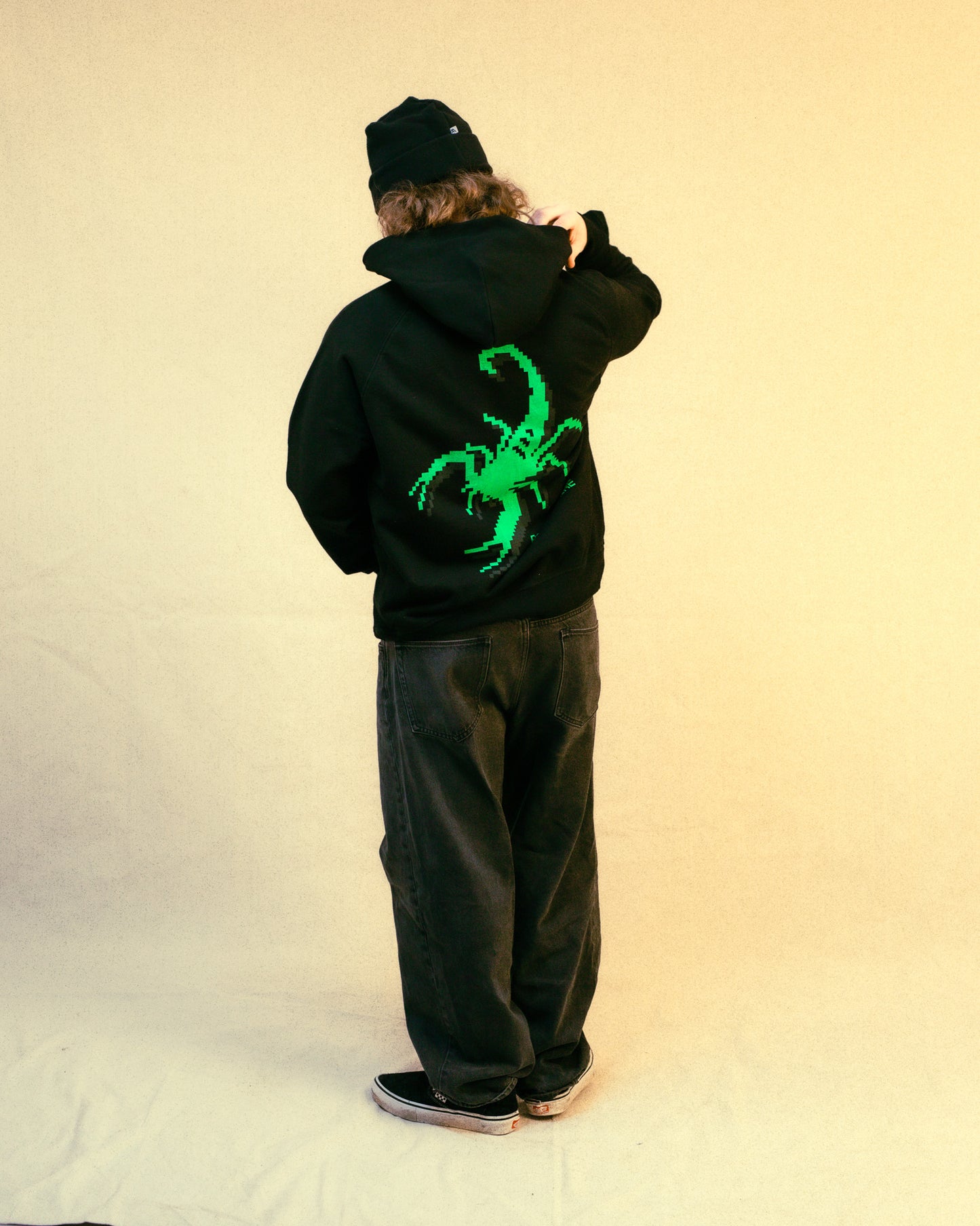 8BIT SCORPION: BLACK