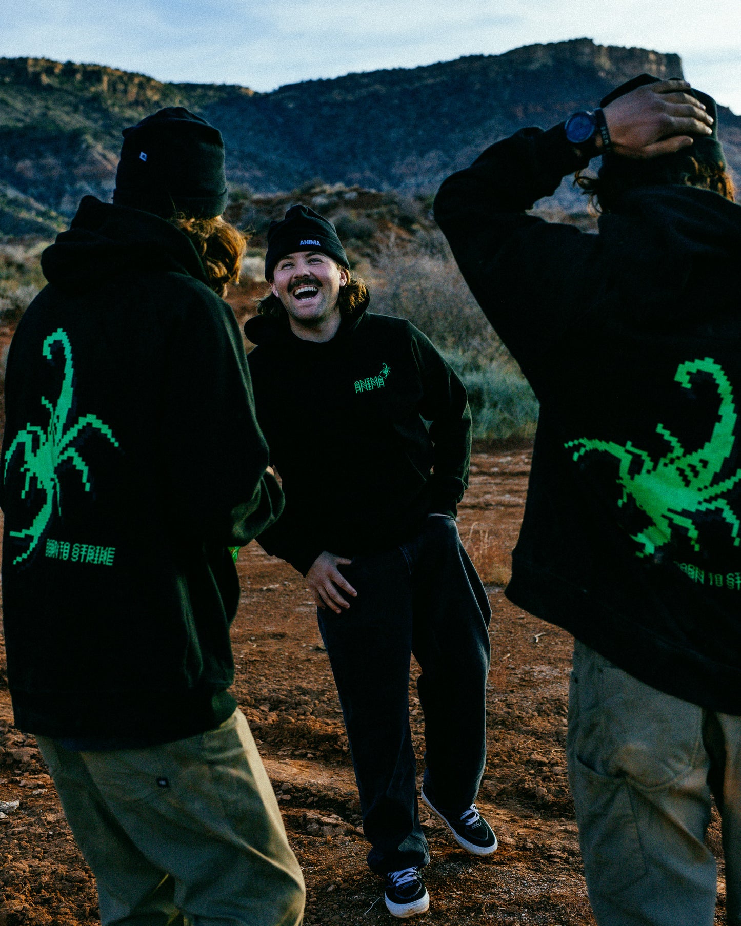 8BIT SCORPION: BLACK