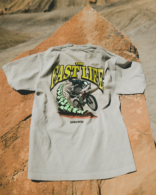 THE FAST LIFE GRAPHIC TEE: GRAY