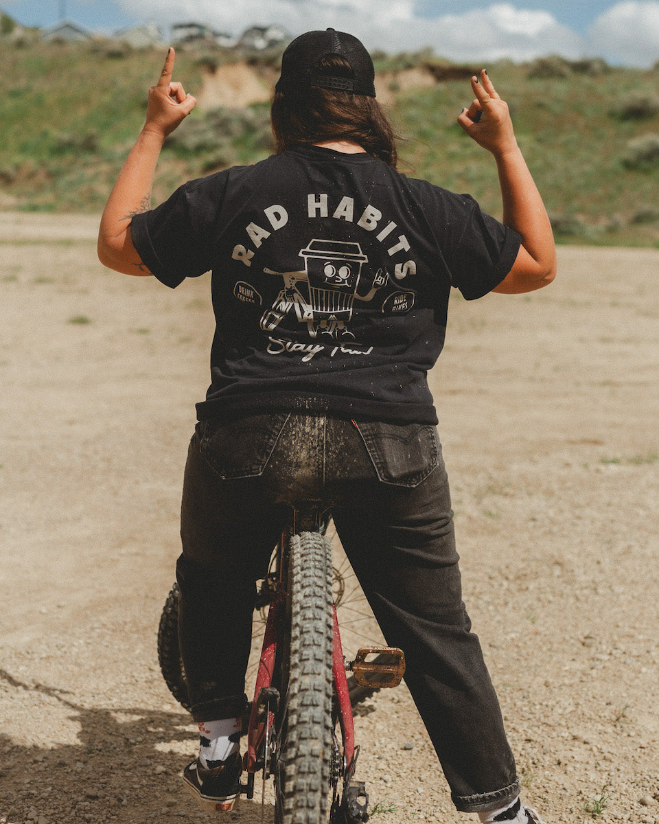 RAD HABITS GRAPHIC TEE: BLACK