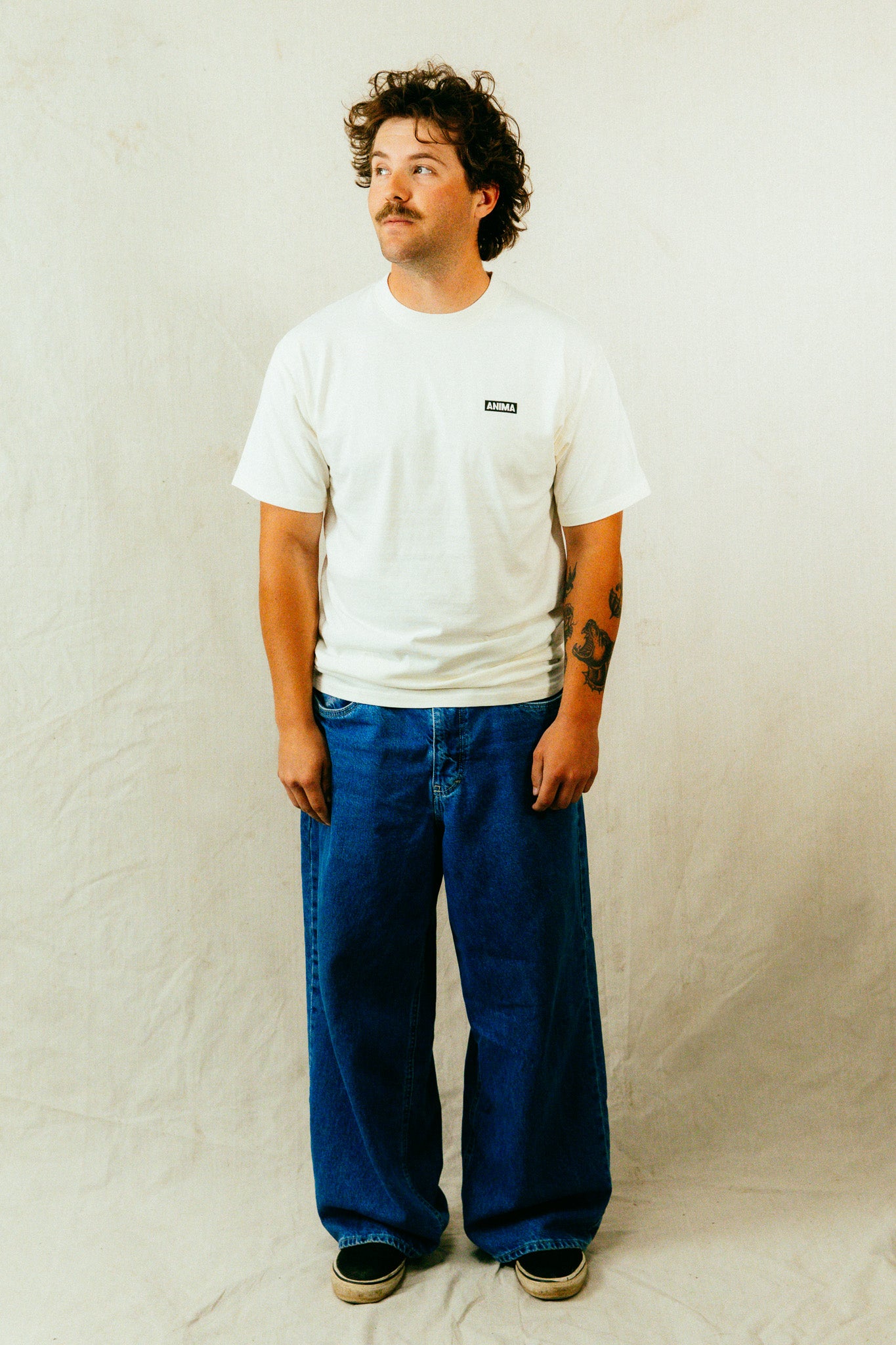 FIELD TEE: WHITE